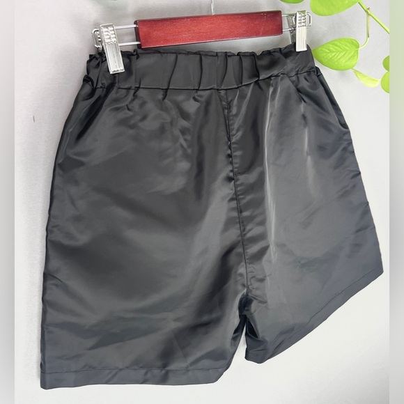 Black Nylon Mini Shorts Italian Size 36 XS - Picture 7 of 8